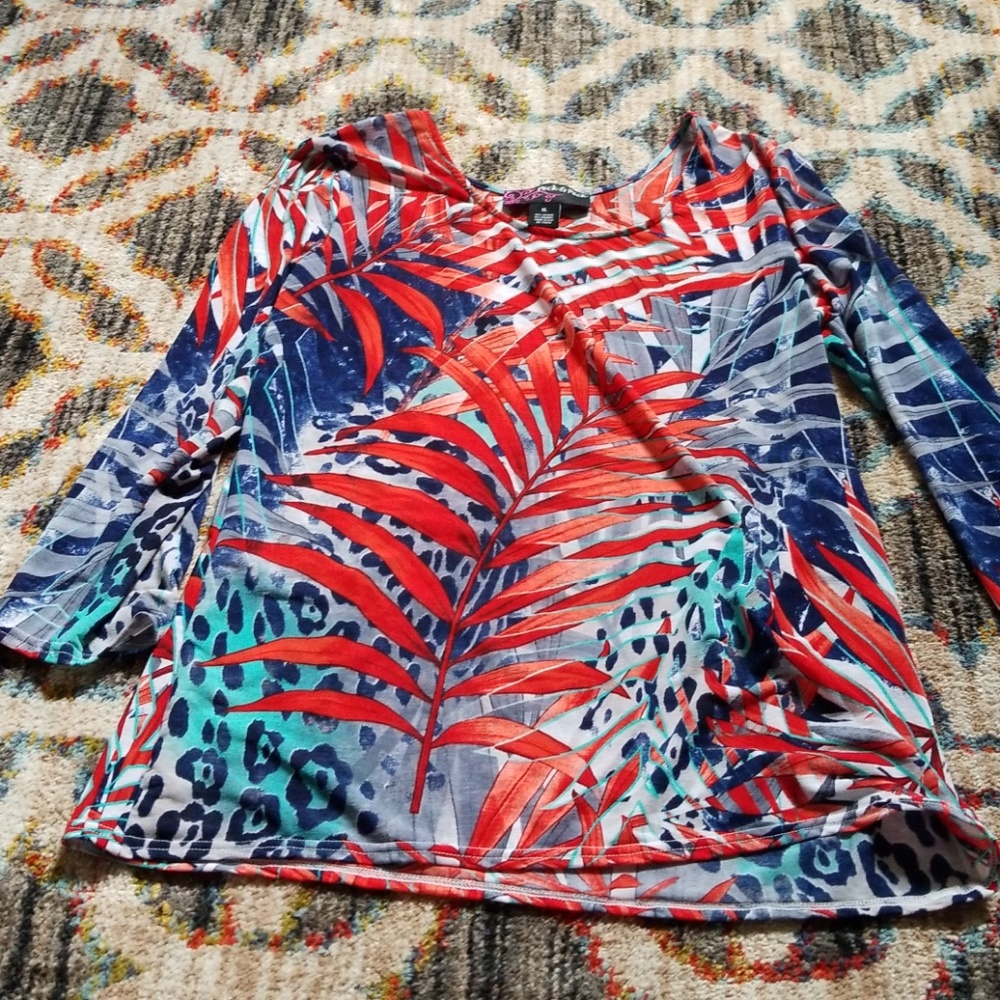 3/4 Sleeve Shirt